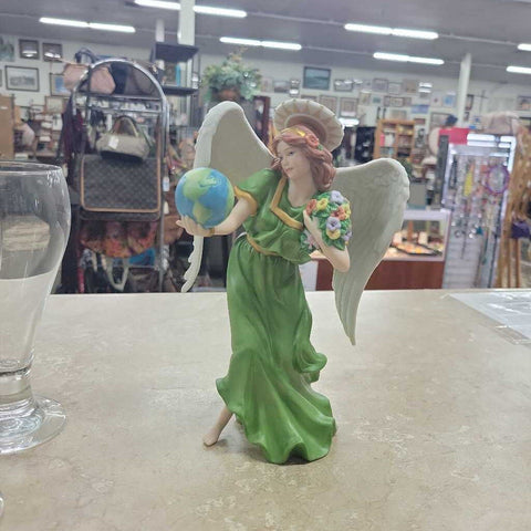 "Esperanza, Angel of Hope" Figurine