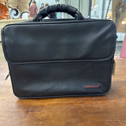 Oracle laptop briefcase