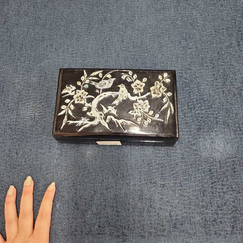 Antique Chinese Mother of Pearl Inlay Birds Jewelery Box