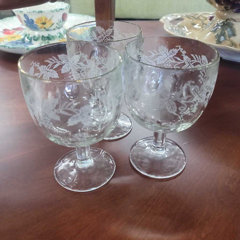 Set of 3 Vintage Wine Glasses