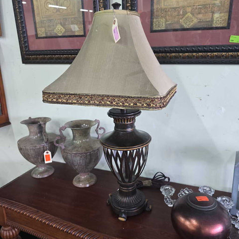 Lamp w/Shade