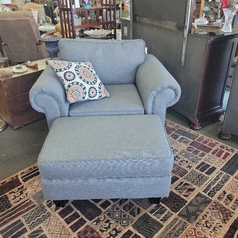 Chair w/ Ottomon