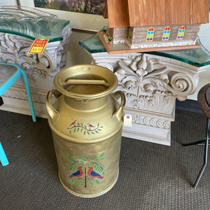 Vintage 10 Gallon Milk Can