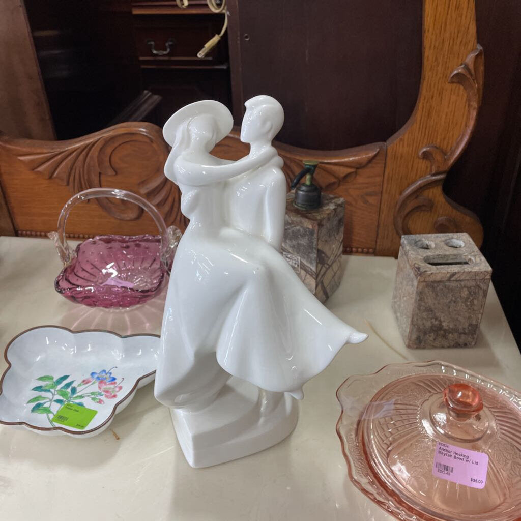 Statue