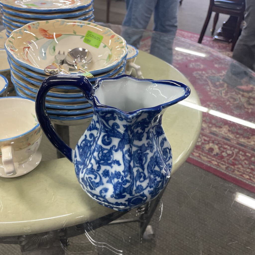 Vtg Blue & White Pitcher