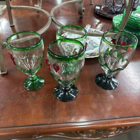 Set of 4 Wine Glasses
