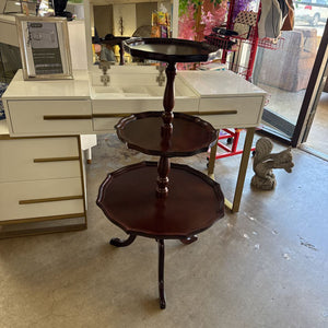 Imperial Grand Rapids 3-Tier Pie Table
