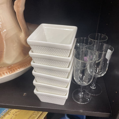 Set of 6 American Atelier Dishes