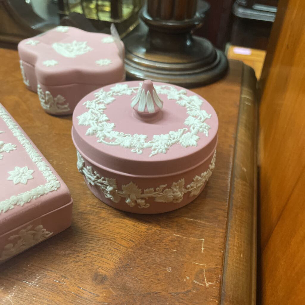 Wedgewood-Pink Trinket
