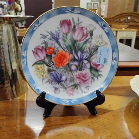 Decor Plate w/Stand