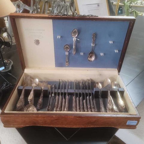 set of 74 Festaivity By Reed &barton in case