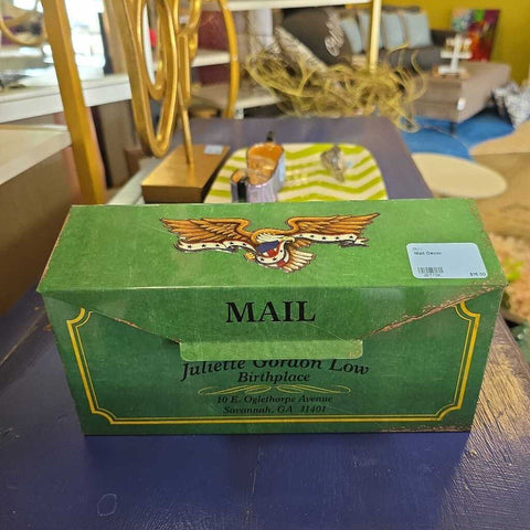 Mail Decor
