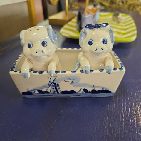 3pc Blue Delft Salt/Pepper