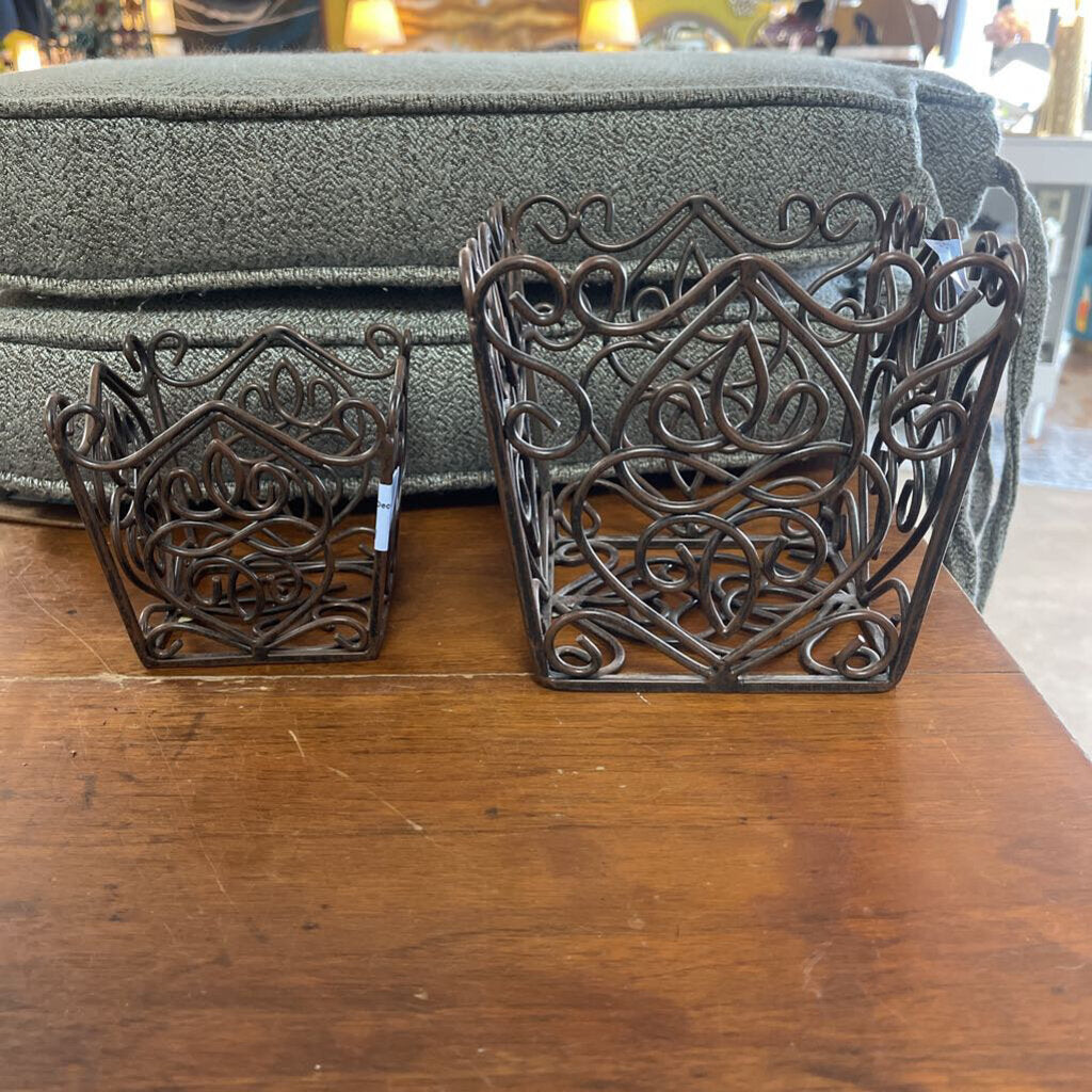 Pair of Decor