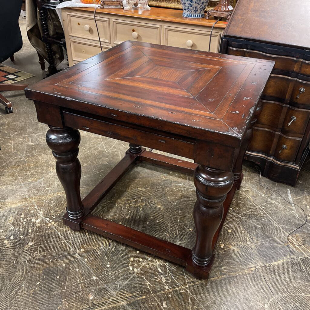 Howard Miller Side Table w/ No Storage