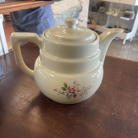 Vintage Teapot w/ Lid