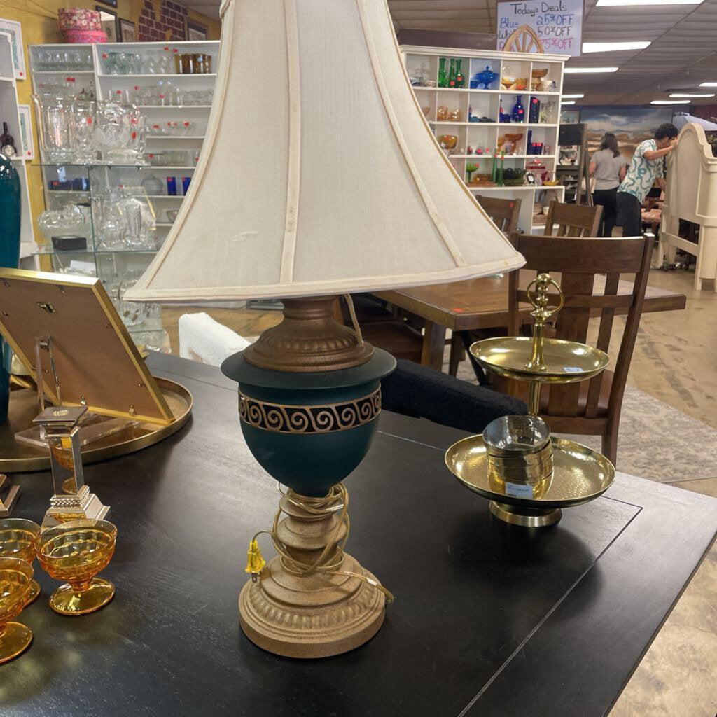 Lamp w/Shade