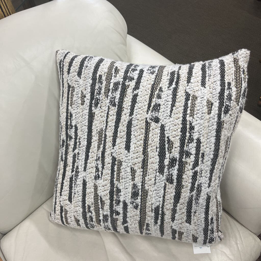 Pair of Decor Pillow