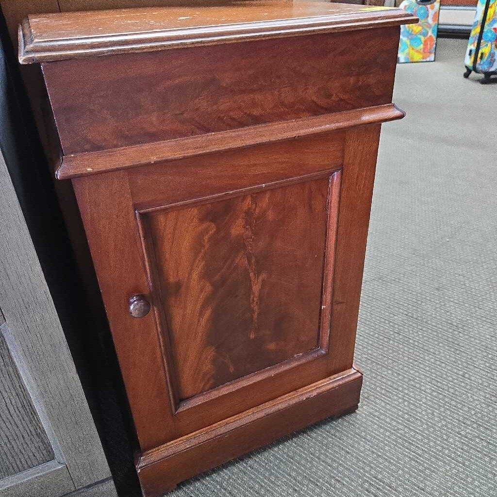 1 Door Wood Cabinet