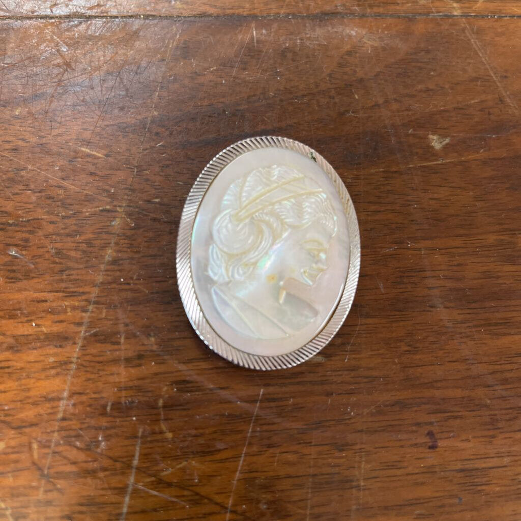 Mother of Pearl Cameo Brooch