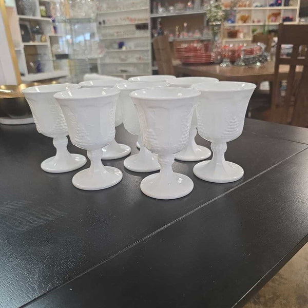 8pc Milk Glassware