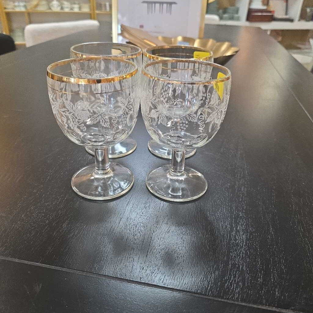 4pc Glassware