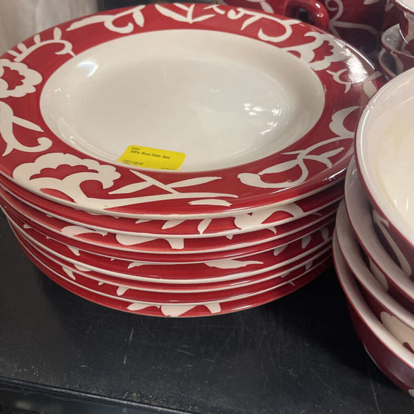 31Pc Red Dish Set