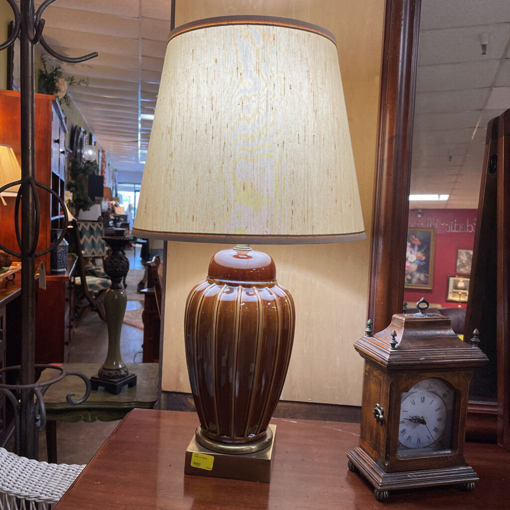 Lamp w/ Shade