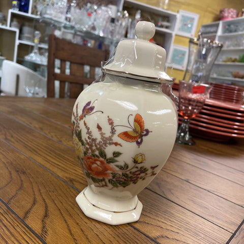 Urn