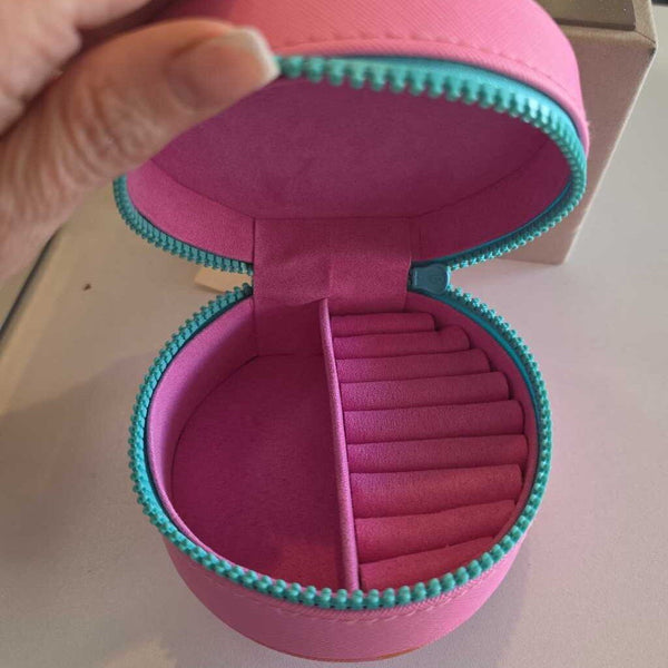 "J" Jewerlry Case
