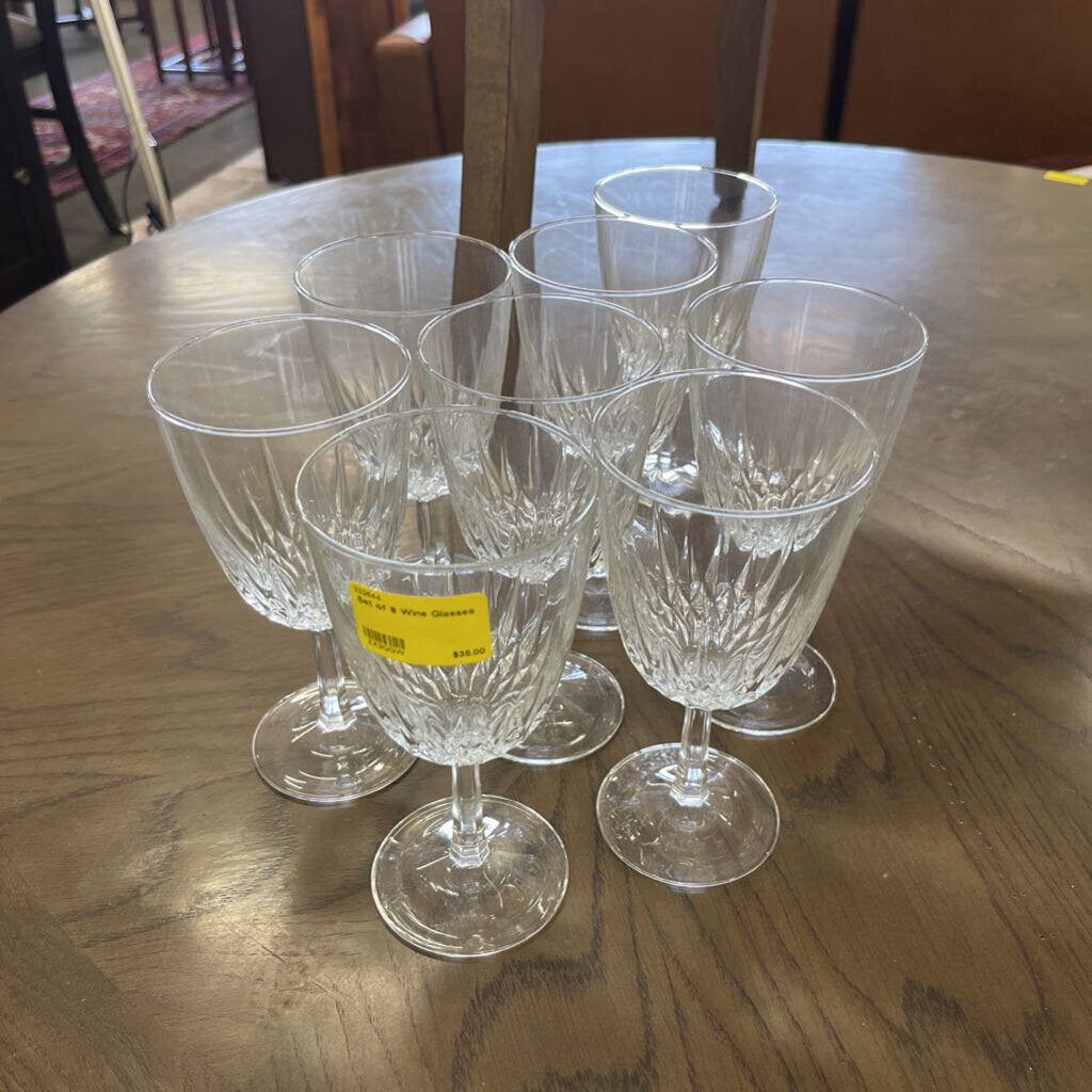 Set of 8 Wine Glasses