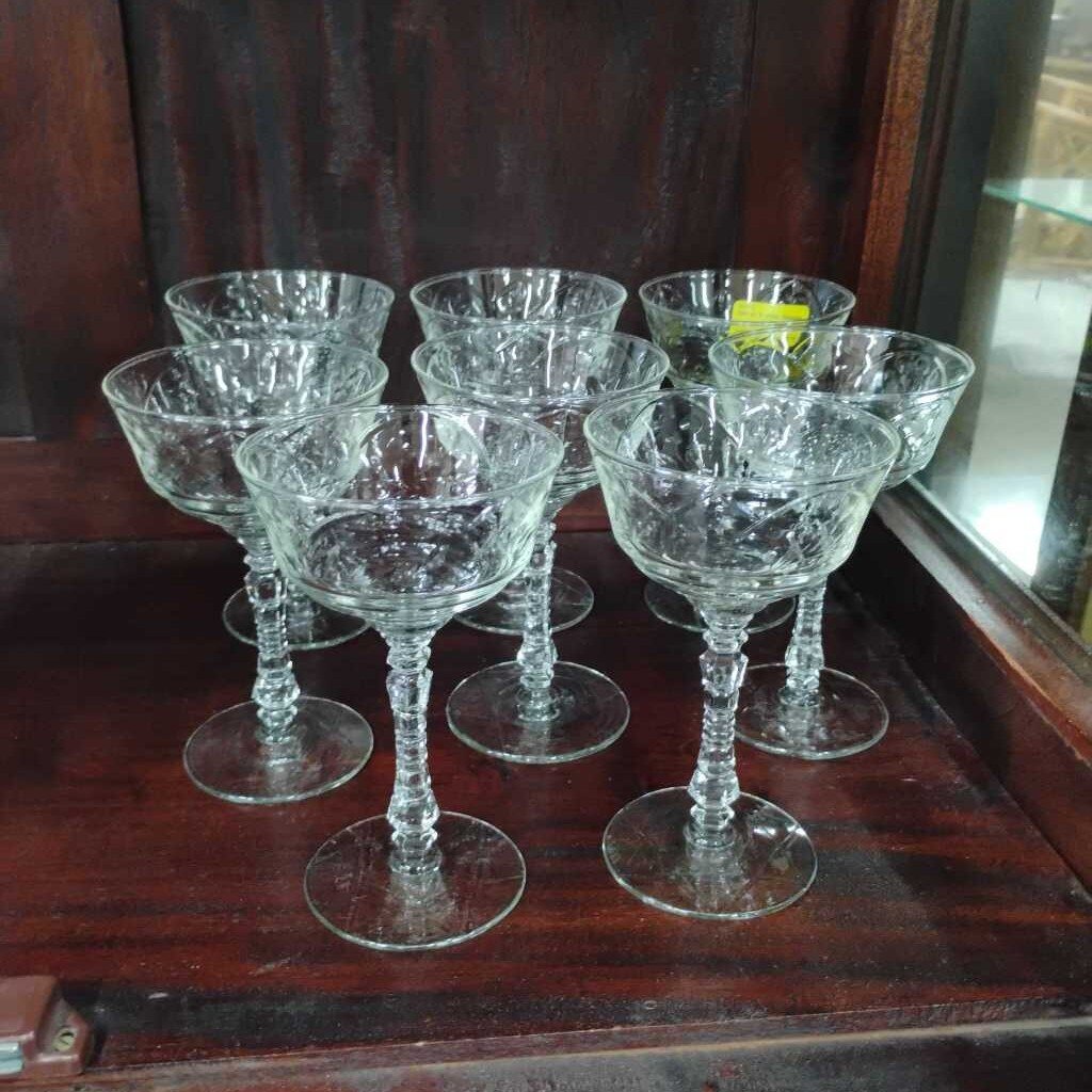 Set of 8 Wine Glasses