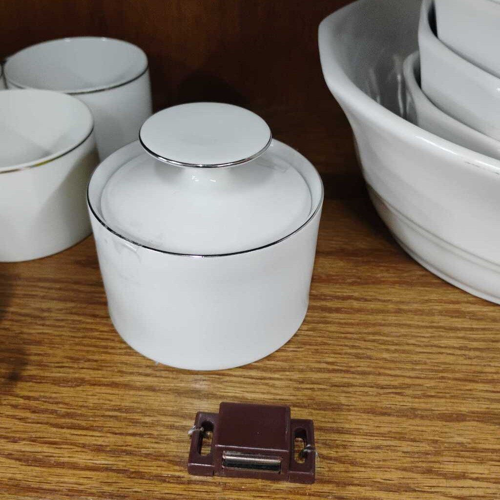 Sugar Dish w/Lid