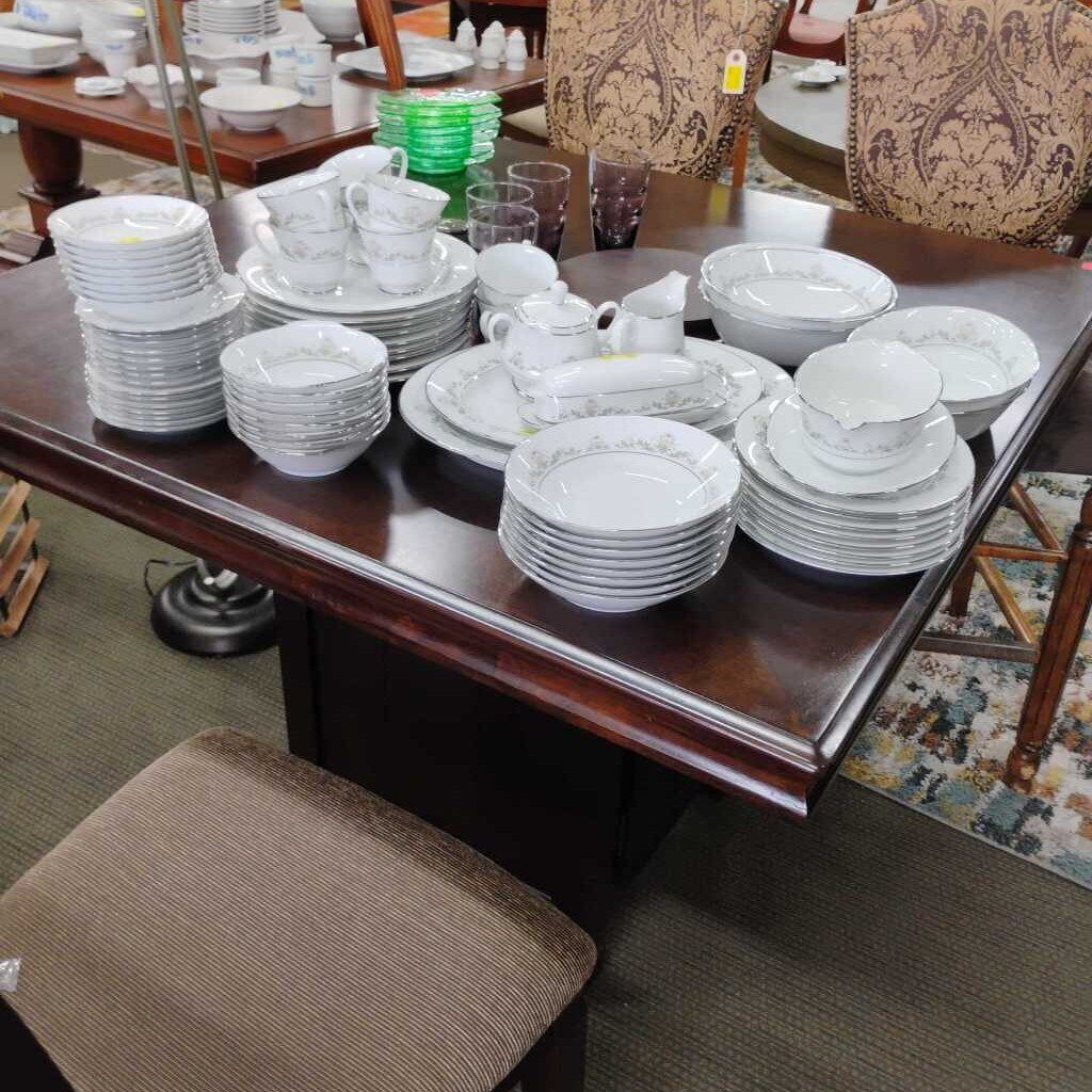 79pc Noritake Contemporary Dish Set