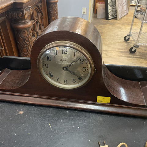 Mantle Clock