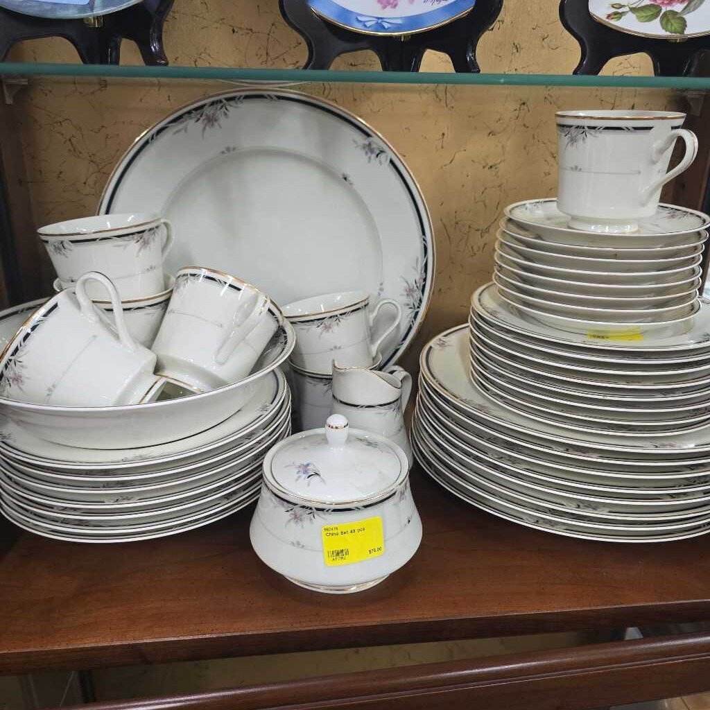 China Set 43 pcs