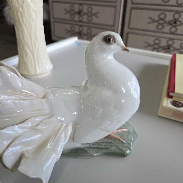 Vintage Rosenthal Bird Fingurine