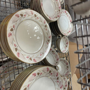 Noritake 61pc Dish Set