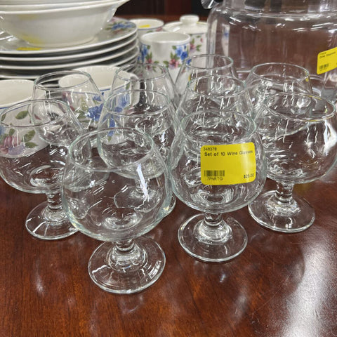 Set of 10 Wine Glasses