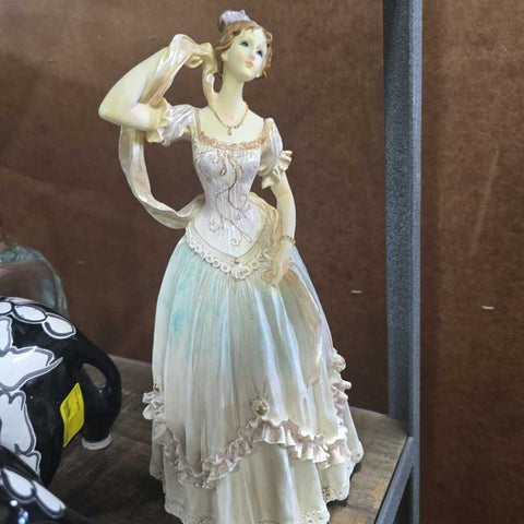 Figurine