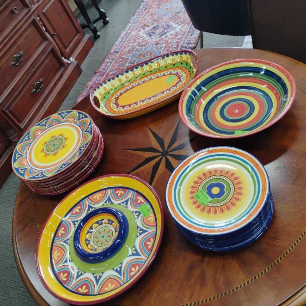 Pier 1 Dish Set 20pc