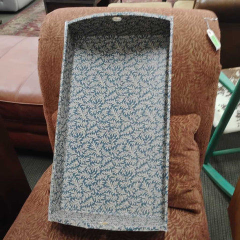 Tray