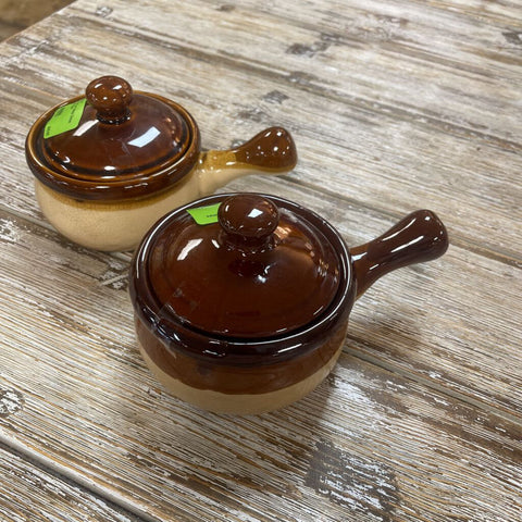 Pair of Soup Dishes w/Lids