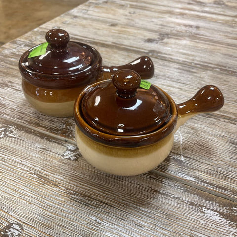 Pair of Soup Dishes w/Lids