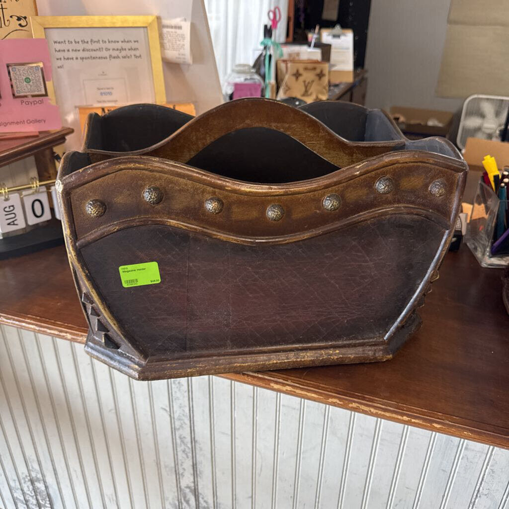 Magazine Holder