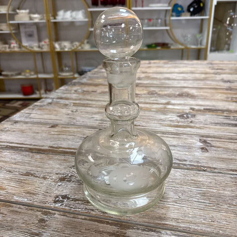 Decanter w/Lid