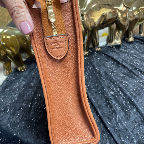 LV Make up bag
