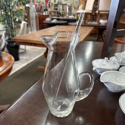 Pitcher w/ Stir