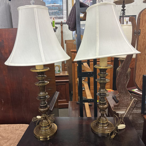 Pait of Lamps w/ Shades