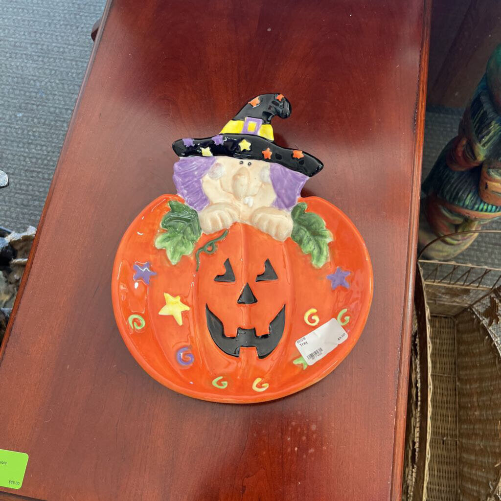 Tray